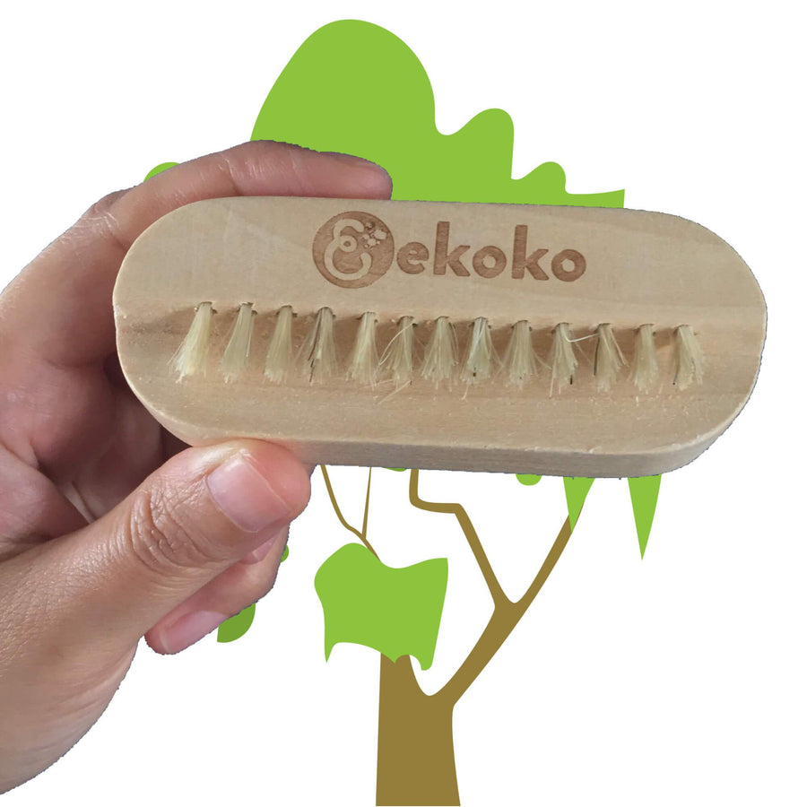 Nail brush